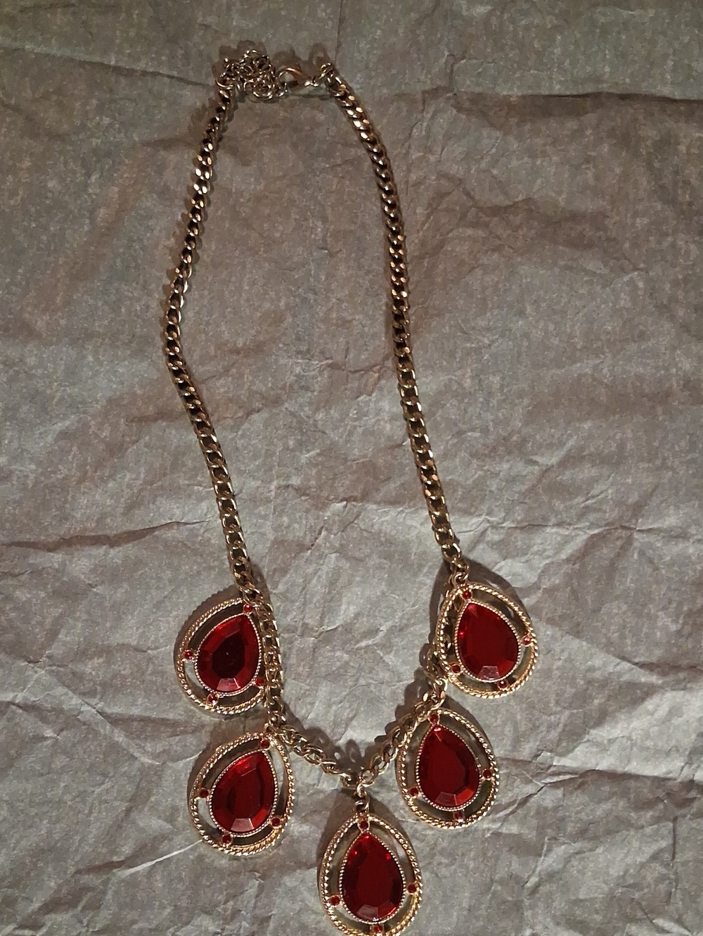 Vintage Gold-Tone Necklace with Red Teardrop Stones - Women Jewelry